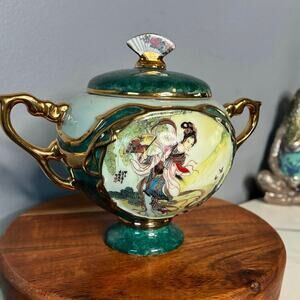 1999 Ardleigh Elliott “Pao Chai” Music Box – Beauties of the Red Mansion – Works